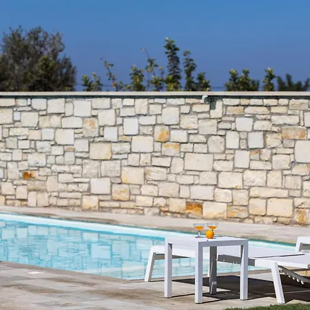 Вилла Thalmargia Villas, With Pool, Hot Tub & Ultimate Peace, By Thinkvilla Garazo