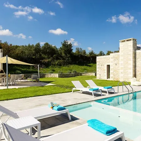 Villa Thalmargia Villas, With Pool, Hot Tub & Ultimate Peace, By Thinkvilla *