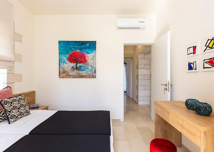 Thalmargia Villas, With Pool, Hot Tub & Ultimate Peace, By Thinkvilla Villa *