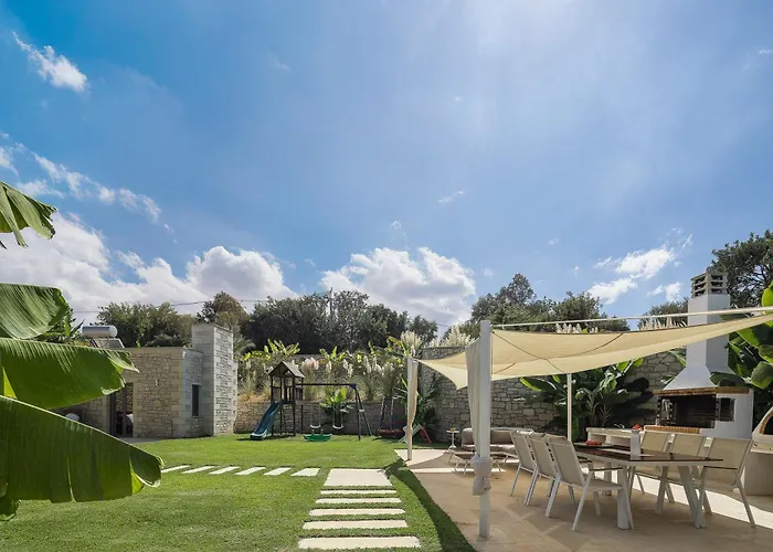 Thalmargia Villas, With Pool, Hot Tub & Ultimate Peace, By Thinkvilla Βίλα Γαράζο