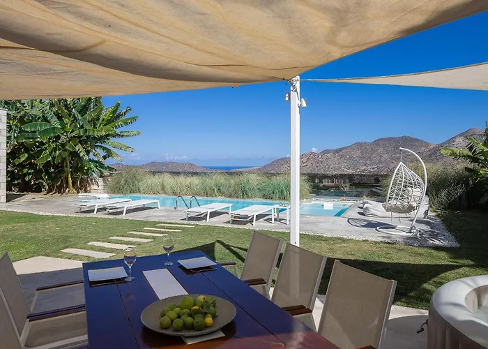 Thalmargia Villas, With Pool, Hot Tub & Ultimate Peace, By Thinkvilla Βίλα Γαράζο