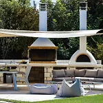 Thalmargia Villas, With Pool, Hot Tub & Ultimate Peace, By Thinkvilla Garazo