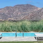 Thalmargia Villas, With Pool, Hot Tub & Ultimate Peace, By Thinkvilla 别墅