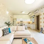 ヴィラ Thalmargia Villas, With Pool, Hot Tub & Ultimate Peace, By Thinkvilla Garazo