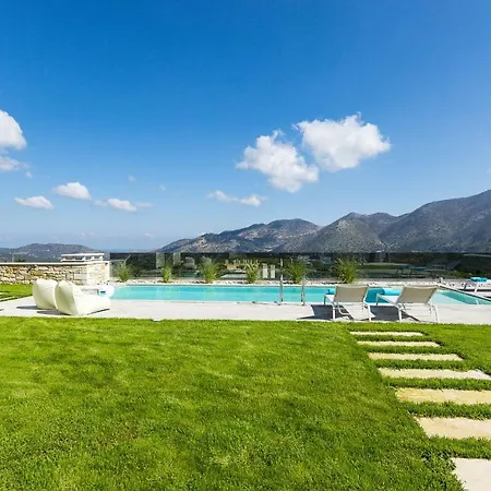 Thalmargia Villas, Ultimate Peace & Privacy, By Thinkvilla Vilă *