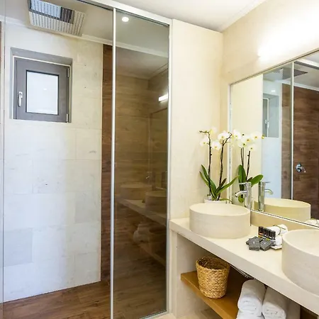 Vilă Thalmargia Villas, With Pool, Hot Tub & Ultimate Peace, By Thinkvilla