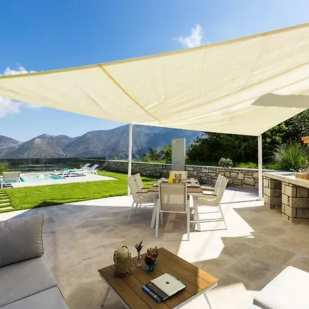 Thalmargia Villas, With Pool, Hot Tub & Ultimate Peace, By Thinkvilla * Garazo