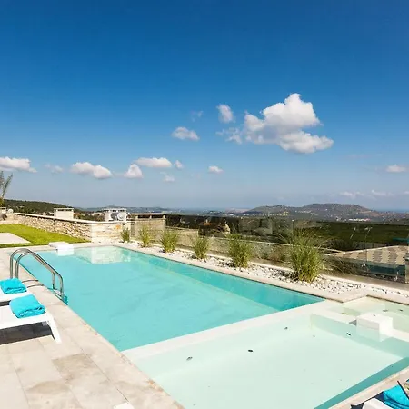 Thalmargia Villas, With Pool, Hot Tub & Ultimate Peace, By Thinkvilla * Garazo