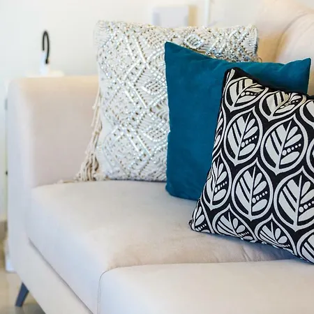 Thalmargia Villas, With Pool, Hot Tub & Ultimate Peace, By Thinkvilla * Garazo