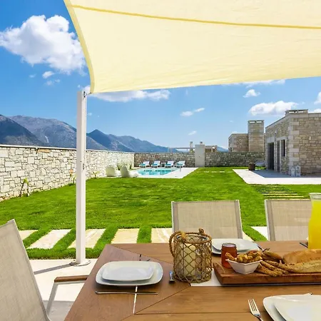 Vilă Thalmargia Villas, With Pool, Hot Tub & Ultimate Peace, By Thinkvilla Garazo