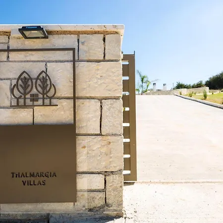Thalmargia Villas, With Pool, Hot Tub & Ultimate Peace, By Thinkvilla Garazo