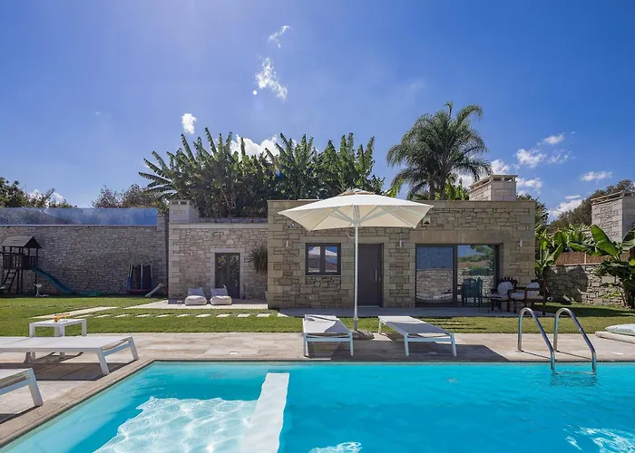 Вилла Thalmargia Villas, With Pool, Hot Tub & Ultimate Peace, By Thinkvilla Garazo