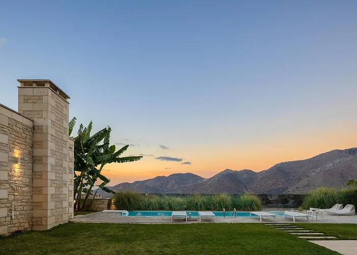 Вилла Thalmargia Villas, With Pool, Hot Tub & Ultimate Peace, By Thinkvilla *