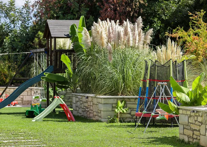 Thalmargia Villas, With Pool, Hot Tub & Ultimate Peace, By Thinkvilla Вилла *