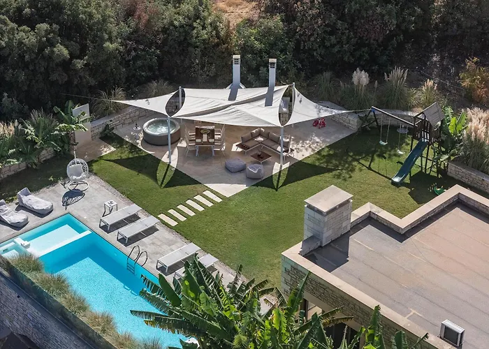 Thalmargia Villas, With Pool, Hot Tub & Ultimate Peace, By Thinkvilla *