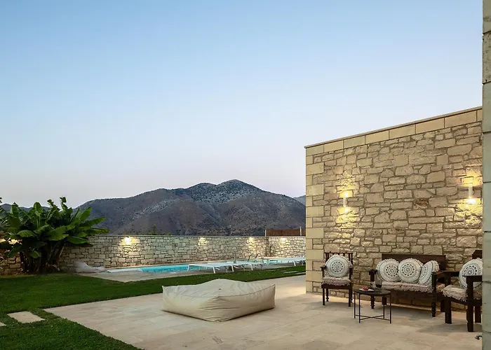 Thalmargia Villas, With Pool, Hot Tub & Ultimate Peace, By Thinkvilla Вилла