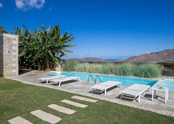 Thalmargia Villas, With Pool, Hot Tub & Ultimate Peace, By Thinkvilla Вілла *