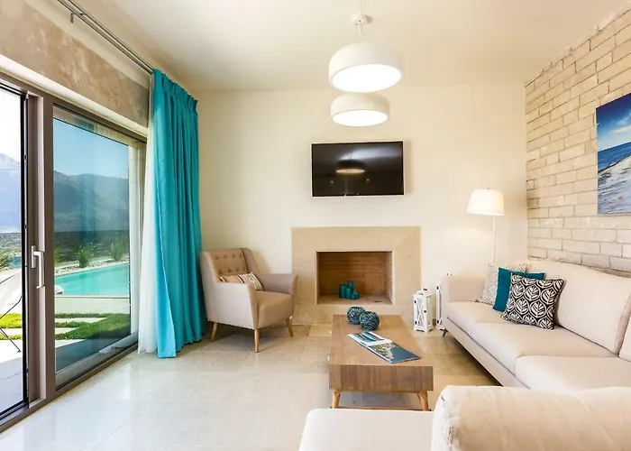 Thalmargia Villas, With Pool, Hot Tub & Ultimate Peace, By Thinkvilla Вилла *