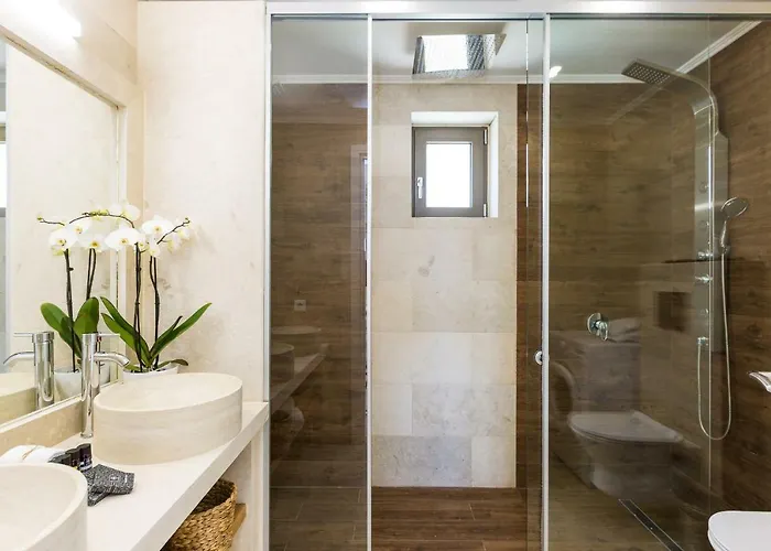 Вилла Thalmargia Villas, With Pool, Hot Tub & Ultimate Peace, By Thinkvilla