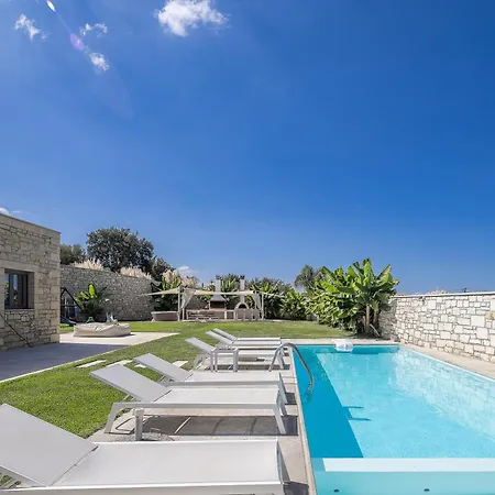 Villa Thalmargia Villas, With Pool, Hot Tub & Ultimate Peace, By Thinkvilla