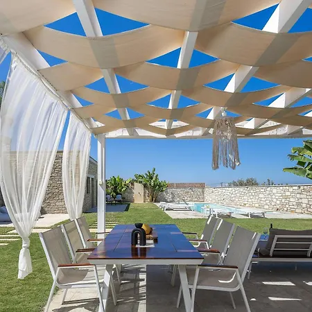 Villa Thalmargia Villas, With Pool, Hot Tub & Ultimate Peace, By Thinkvilla Garázo